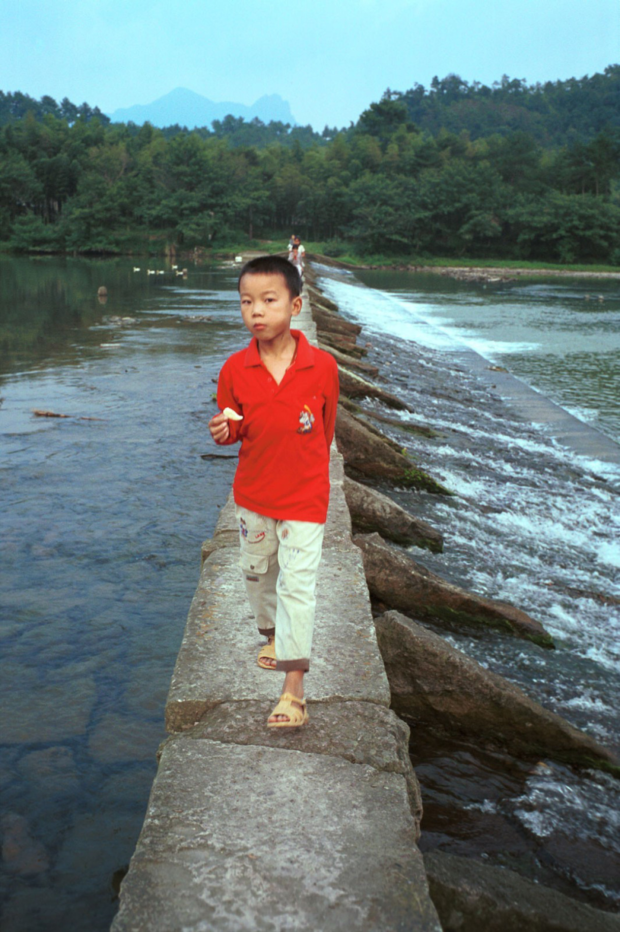 9.000 miles away_349